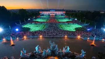 Backdrop to the movie "Le concert des nuits d