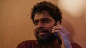 Backdrop to the movie "Nizhalilirundhu Velicham" #1839689