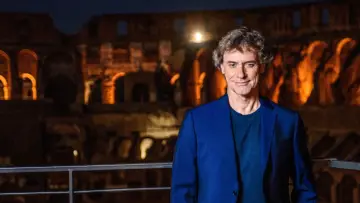 Backdrop to the movie "Alberto Angela tells Julius Caesar" #1902806