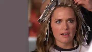 Backdrop to the movie "Killer Hair" #1639998