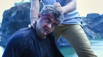 Backdrop to the movie "Arrambam" #1580508