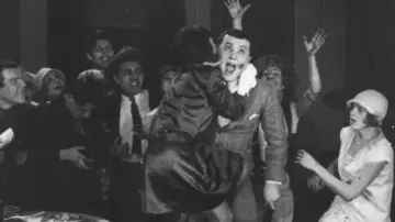 Backdrop to the movie "A Kiss from Mary Pickford" #1571983
