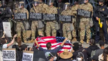 Backdrop to the movie "Trump contre la Californie" #1924869
