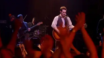 Backdrop to the movie "Begin Again" #674694