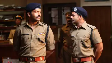 Backdrop to the movie "Mumbai Police" #1619467