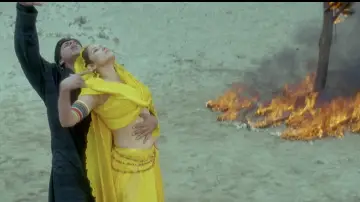 Backdrop to the movie "Dil Se.." #1095665