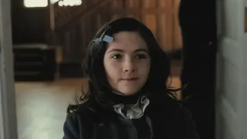 Backdrop to the movie "Orphan" #698874