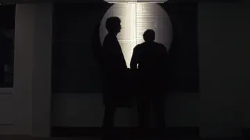 Backdrop to the movie "Naked" #937846