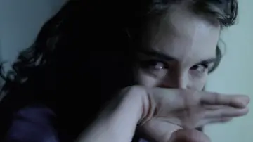 Backdrop to the movie "Possession" #1216309