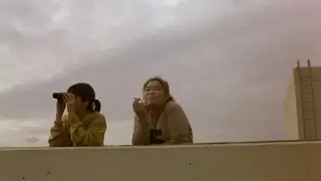 Backdrop to the movie "Barking Dogs Never Bite" #1064773