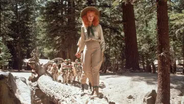 Backdrop to the movie "Troop Beverly Hills" #1057761