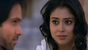 Backdrop to the movie "Awarapan" #969417