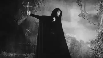 Backdrop to the movie "Dracula