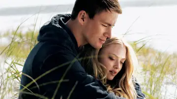 Backdrop to the movie "Dear John" #870036