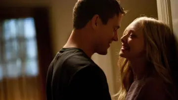 Backdrop to the movie "Dear John" #870051