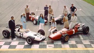 Backdrop to the movie "Grand Prix" #904342