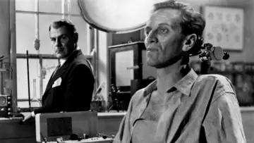 Backdrop to the movie "The Quatermass Xperiment" #1051524