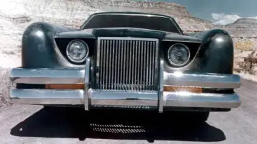 Backdrop to the movie "The Car" #384694
