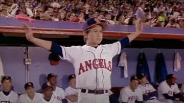 Backdrop to the movie "Angels in the Outfield" #894245