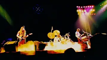Backdrop to the movie "Classic Albums: Pink Floyd - The Making of The Dark Side of the Moon" #475794