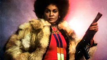 Backdrop to the movie "Cleopatra Jones" #463201