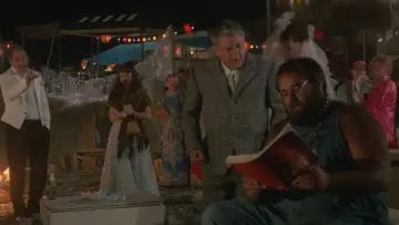 Backdrop to the movie "Fantozzi Still Suffers" #1648979