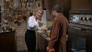 Backdrop to the movie "How to Murder Your Wife" #1858562