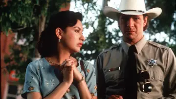 Backdrop to the movie "Lone Star" #248775