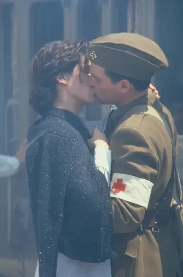 Poster to the movie "In Love and War" #1651533