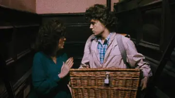 Backdrop to the movie "Basket Case" #1076299