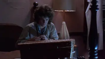 Backdrop to the movie "Basket Case" #1076300