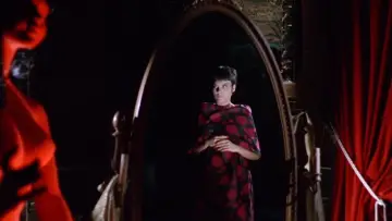 Backdrop to the movie "Blood and Black Lace" #921958