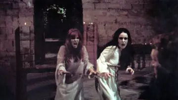 Backdrop to the movie "Count Yorga, Vampire" #1877391
