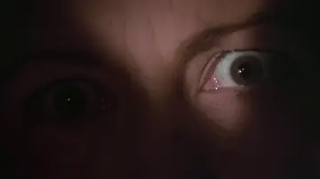 Backdrop to the movie "Eyes of Laura Mars" #446823
