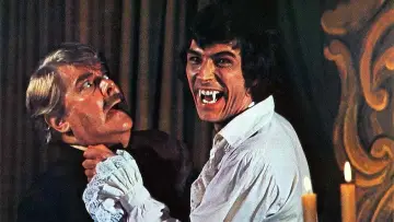 Backdrop to the movie "Vampire Circus" #450475