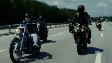 Backdrop to the movie "Bikers Kental" #699460