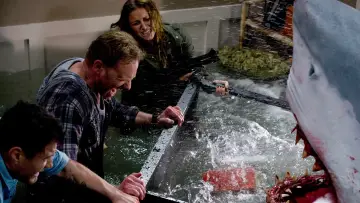 Backdrop to the movie "Sharknado" #374339