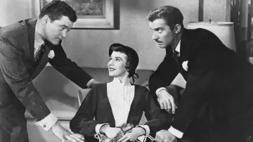 Backdrop to the movie "Pretty Baby" #460222