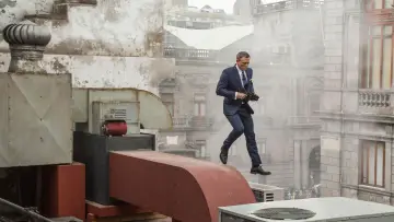 Backdrop to the movie "Spectre" #585557