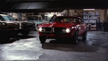 Backdrop to the movie "Freeway" #1783783