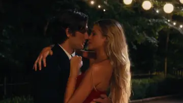Backdrop to the movie "Endless Love" #971682
