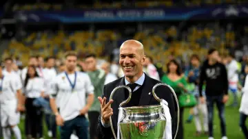 Backdrop to the movie "Zidane, un destin d