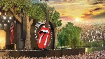 Backdrop to the movie "The Rolling Stones: Sweet Summer Sun - Hyde Park Live" #1632338