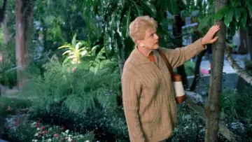 Backdrop to the movie "Murder, She Wrote: A Story to Die For" #1874390