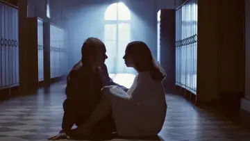 Backdrop to the movie "Touchless" #898692