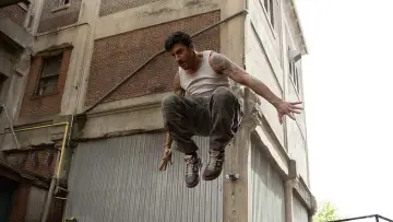 Backdrop to the movie "Brick Mansions" #340137