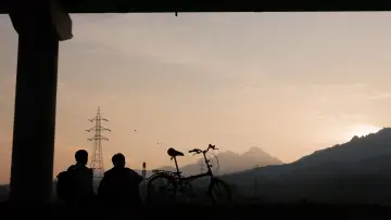 Backdrop to the movie "Night Flight" #1854559