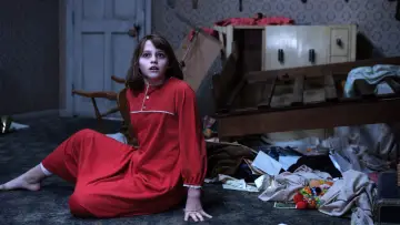 Backdrop to the movie "The Conjuring 2" #606403