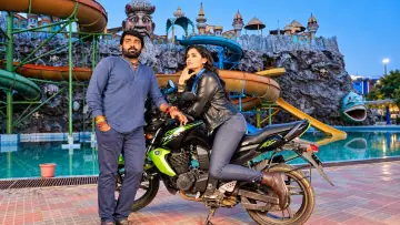 Backdrop to the movie "Purampokku Engira Podhuvudamai" #1907332