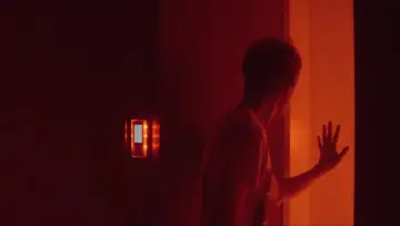 Backdrop to the movie "Ex Machina" #587603